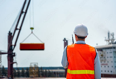 Global Shipping & Logistics